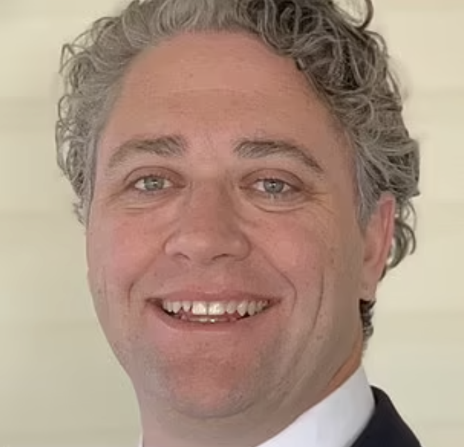 Just got unsolicited call from Advance Australia gaslighting Zali Steggall (my local member) on transgenders in sport, talking up Lib Katherine Deves. This nutter Matthew Sheahan authorised it (the illegal call to an unlisted private number) 1/2