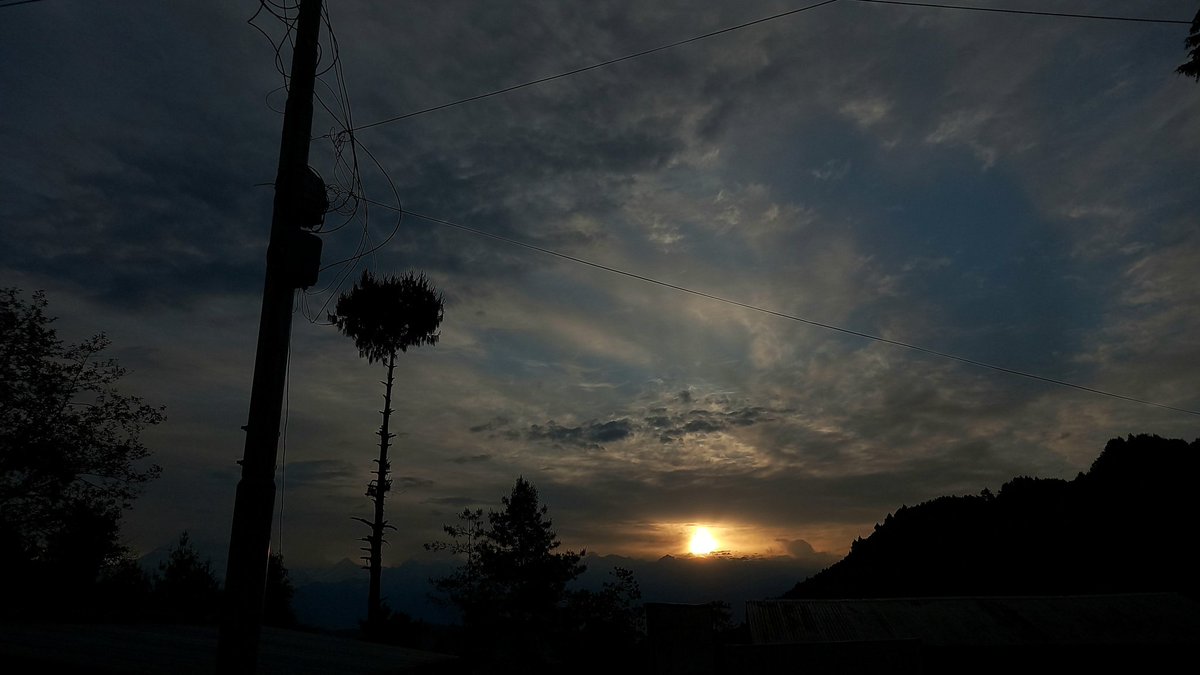 samagra_18's tweet photo. 🌄 https://t.co/ZUAmxOHK8D