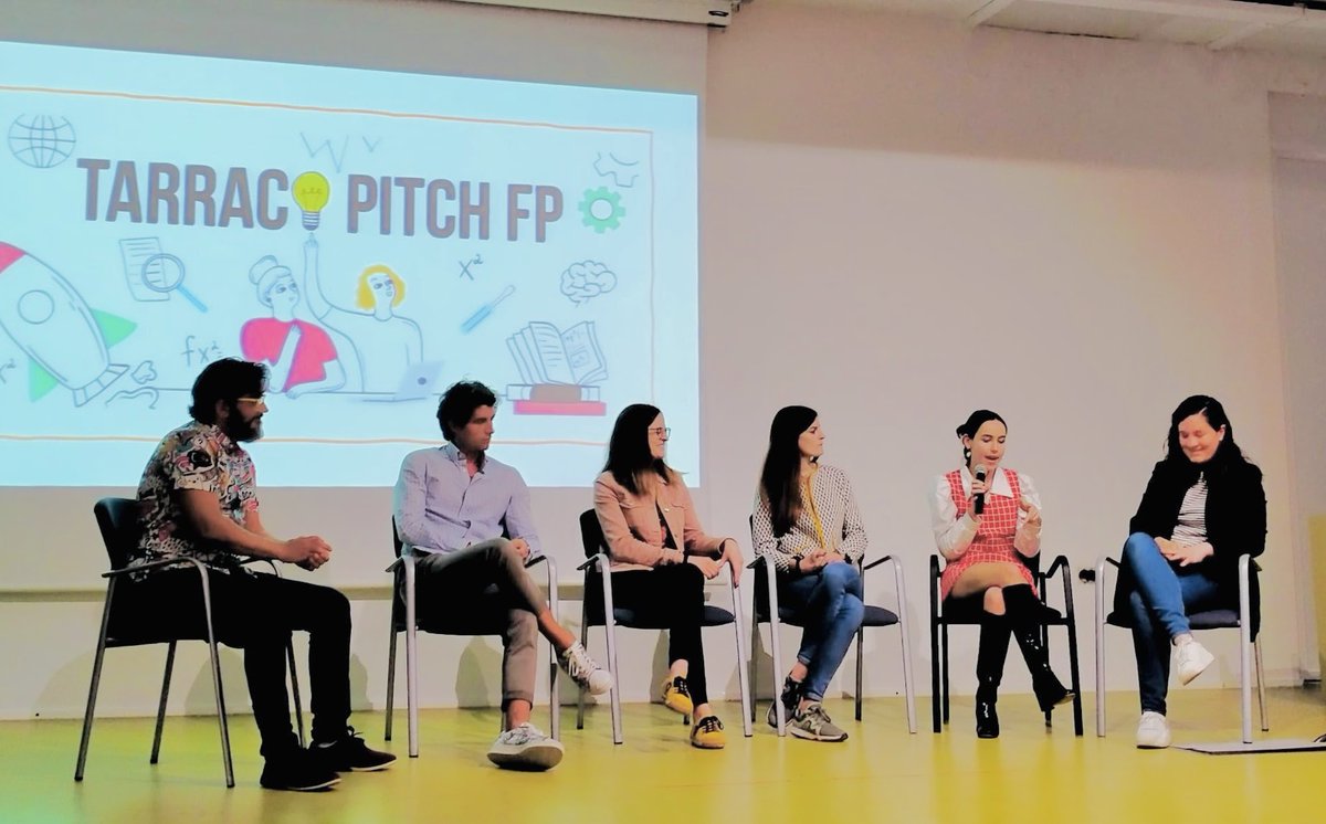 TGNImpulsa's tweet photo. Durant el concurs Tarraco Pitch FP 2022 hem gaudit d’una taula rodona amb emprenedors del territori. Moltes gràcies a @AngelCruzGonz @marinaalmazan amb #Virtuam365 @lebobubrand @TwinsCraftBeer i @burningcalories #Emprenedoria #Talent #Tarragona https://t.co/QOChlN8Zdc
