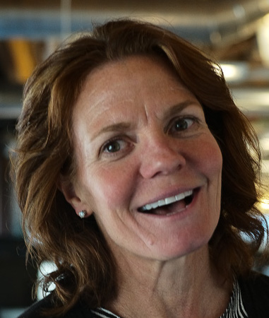 TriNet's tweet image. Our 2nd day of the TriNet Small Business Week Summit kicks off at 11 a.m. PT/2 p.m. ET with a talk on putting the “human” into HR tech from TriNet Chief Product Officer Lisa Reeves. It’s free &amp;amp; taking place all online! Join us here! connect.trinet.com/smallbusinessw…
#TriNetSmallBizSummit