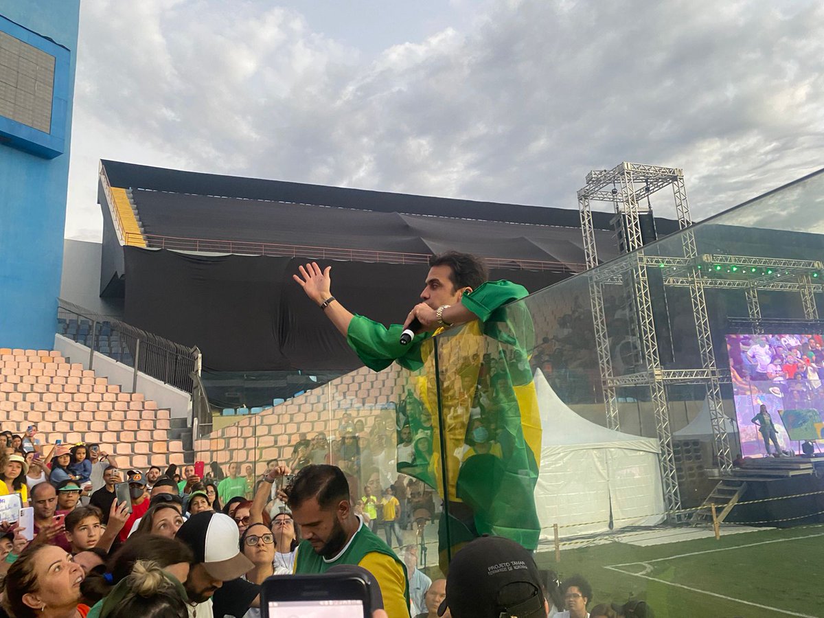 ErikaRmoreno's tweet photo. @pablomarcal E isso aí e o #destravar da nação https://t.co/e1udnc5uCx
