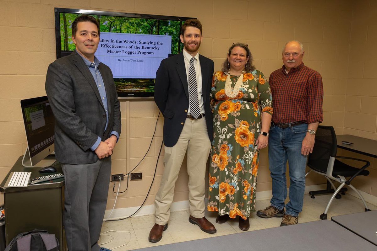 UKAgEd's tweet photo. Another fantastic #aimukaged scholar has successfully defended their thesis. Join us in congratulating 🎉Mr Austin Leake. His thesis is titled, “Safety in the Woods: Studying the effectiveness of the Kentucky Master Loggers program”. https://t.co/SVuIXSscut