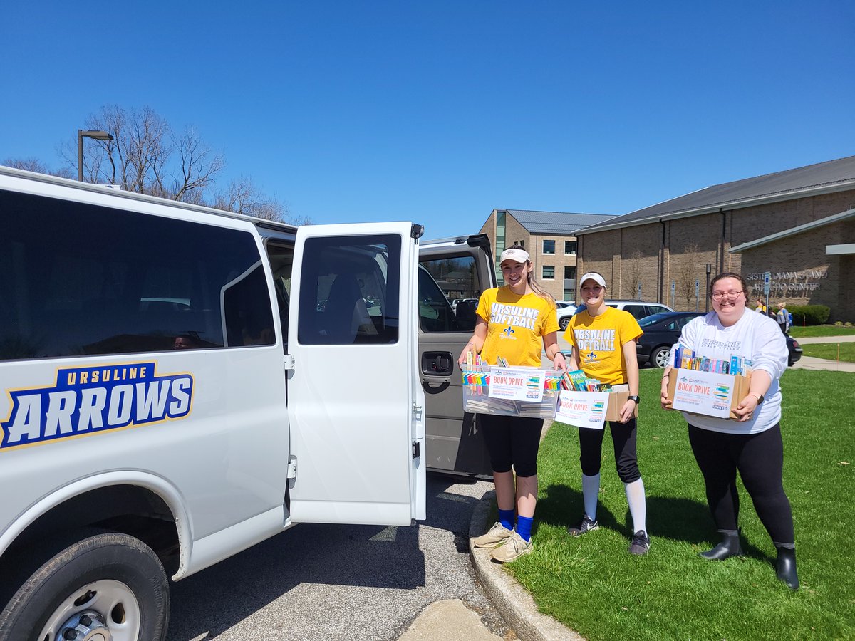 UCArrows's tweet photo. Arrows in the community! 📚 250+ books were collected and shared with children and families in Geauga County for Women United. Thank you to everyone who donated! #ArrowsNation https://t.co/9YkCXU5LH9