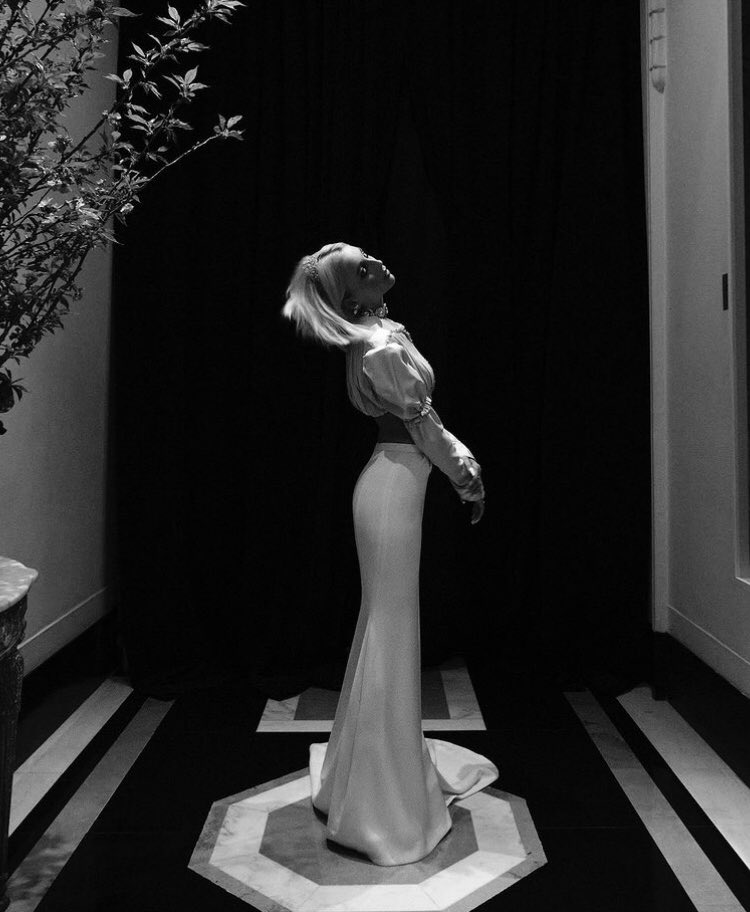 tears are flowing look at this angel