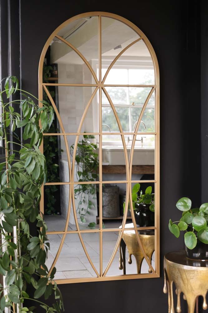 ENCCD_'s tweet photo. Mirror Window •

Brighten up your space &amp; make it bigger by using fake window mirrors. In a basement with no light, this is a great solution. #interior #interiordecor #architecture #design https://t.co/10xweuchui