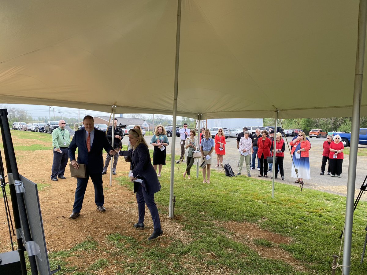 BenAshleyWV's tweet photo. Great day in Jefferson County… ground was broken on a new Randon Elementary School. Great remarks from Dr. Bondy Shay Gibson, State Superintendent Clayton Burch, SBA’s Dana Womack, &amp; ZMM’s Randy Jones. Great new school coming soon. https://t.co/u46Gy7fK6h