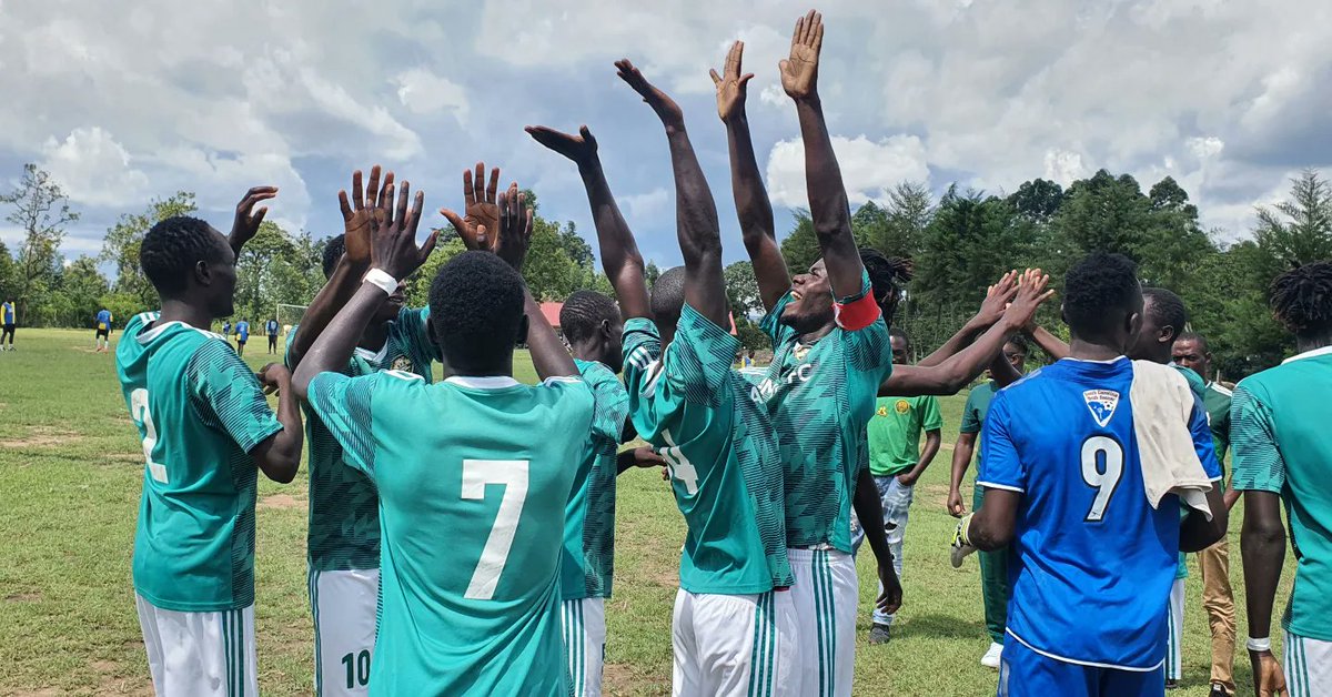 bramwelkaramoja's tweet photo. Another great win from the boys. That's Six wins out of Six matches played in the Western FKF County League Zone B. Top of the table with a game in hand. Feels good to have been there today to cheer the boys up

FT | Samitsi FC 3 - 0 Al Iran FC

Well in Quails 🔥🔥🔥

#SamitsiFC https://t.co/NLNqr1gzZQ