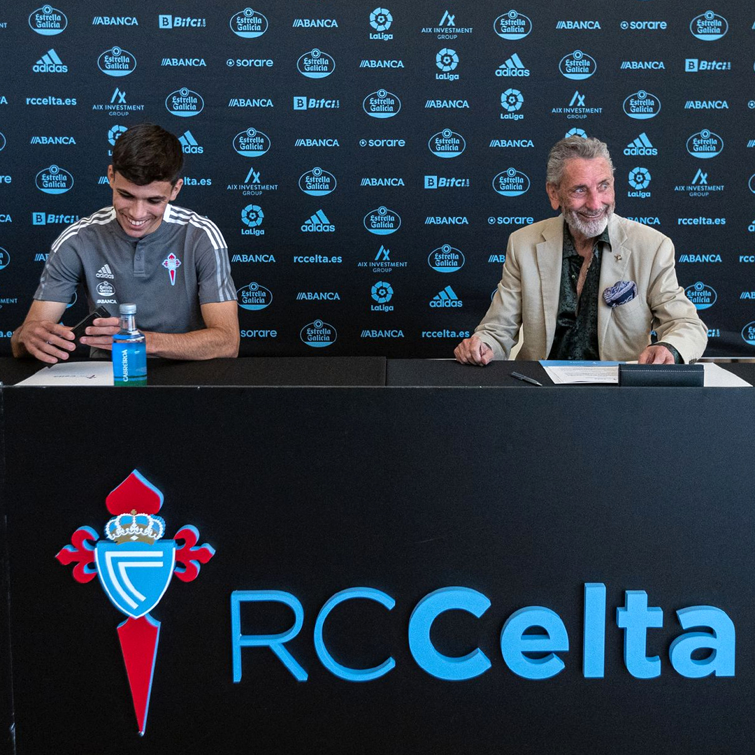 RCCelta's tweet photo. 𝐎𝐅𝐈𝐂𝐈𝐀𝐋 🚨 Gabri Veiga renova para 𝑠𝑒𝑔𝑢𝑖𝑟 𝑚𝑒𝑑𝑟𝑎𝑛𝑑𝑜 𝑛𝑎 𝑠𝑢́𝑎 𝑐𝑎𝑠𝑎 ata 2⃣0⃣2⃣6⃣

Parabéns, @gabriveiga10! ✍️💙 

#GabriVeiga2026 #RCCelta