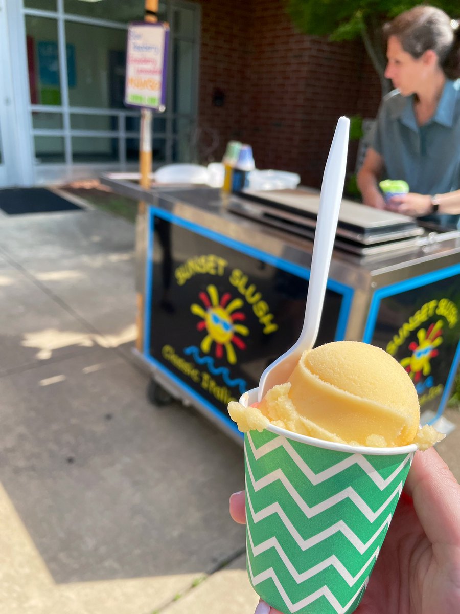 The perfect day for <a href="/sunsetslushrdu/">Sunset Slush of Raleigh</a> !@CMMSPTA, you are the best. 🌞