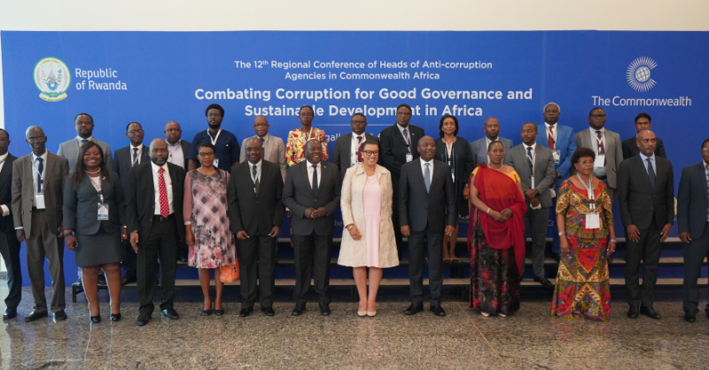 commonwealthsec's tweet photo. Heads of anti-corruption agencies from the #Commonwealth’s African member states are gathered in #Rwanda for their annual summit to discuss the impacts of #corruption on sustainable development in #Africa and share best practices in the fight against corruption. 

Learn more ⬇️