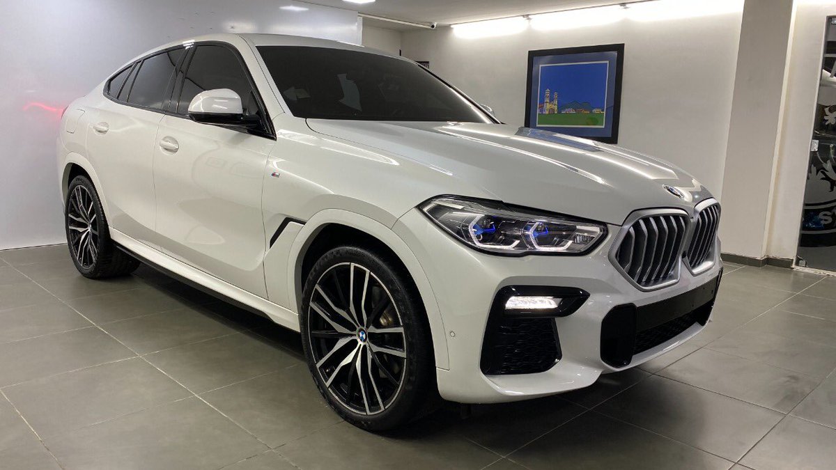 BMW X6 Xdrive 40i Look M 2021 con 5.000 kms FINANCIO 0985709660