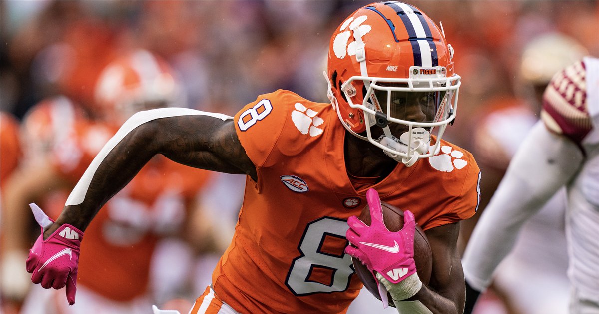 Ex-Clemson wide receiver #JustynRoss was one of the most notable players not selected in the 2022 #NFLDraft due to medical concerns stemming from a serious #neckinjury that forced him to miss the 2020 season. A projected 1st rd. pick before the injury... https://t.co/S5wKxVEx77 https://t.co/YnC1fDLS0m