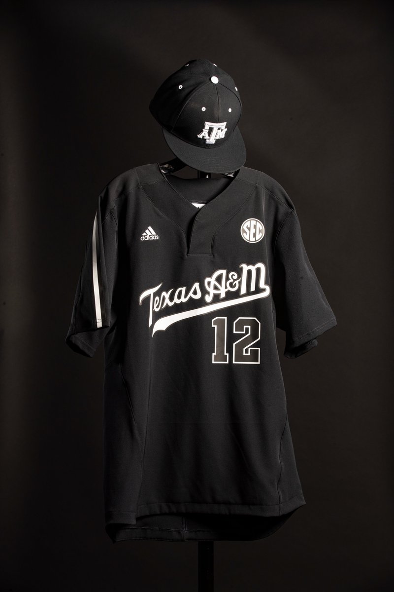 back in black
tonight
6:30 p.m. ⬛️⚡️

#GigEm