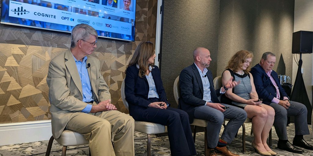 OceanPowerTech's tweet photo. Great conversation at @OGVenergy Leadership in a New Energy Era business breakfast discussion with @TheEICEnergy’s Amanda Duhon, OPT CEO Philipp Stratmann, @CogniteData’s Carolina Torres, @Oceaneering’s Earl Childress, @QuantumIsEnergy's Patricia Vega &amp; @FutureOnHQ’s Brian Duffy https://t.co/sWhvv9Eizp