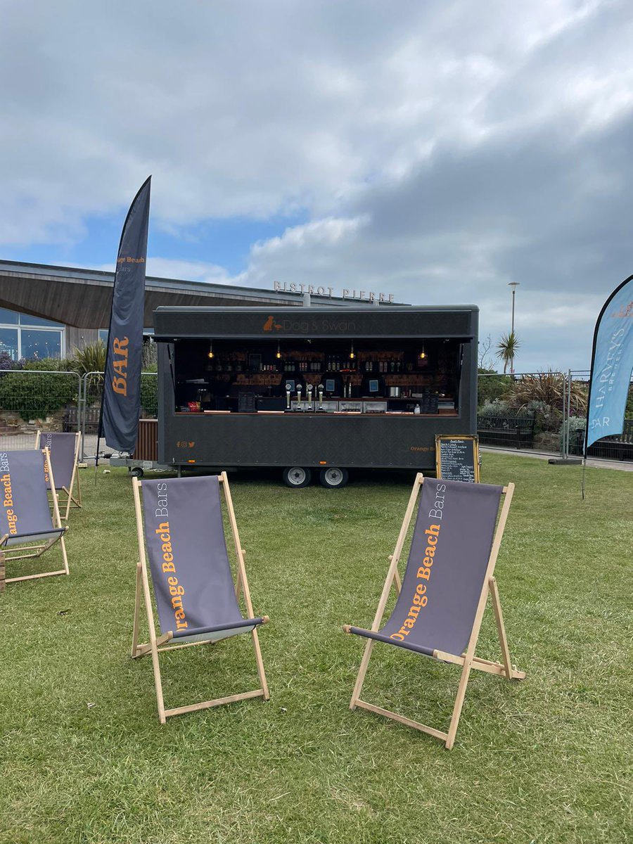 Cheers to an awesome Bank Holiday🍻 We had a fab time at #MagnificentMotors and <a href="/Brewhavenfest/">Brewhaven</a>! Thanks for popping by to see us. Looking forward to a very busy May!
#FestivalBars #EventBars #WeddingBars #OBB #OrangeBeachBars #SussexEvents