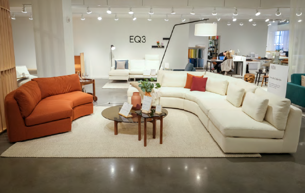 We had the chance to do a virtual walkthrough of the EQ3 Booth at High Point Market and discover some new products! 
Exciting to see EQ3 is focusing on flexibility. Offering modular sofas with arm removal and/or back removal to create the perfect layout for your home 🙂