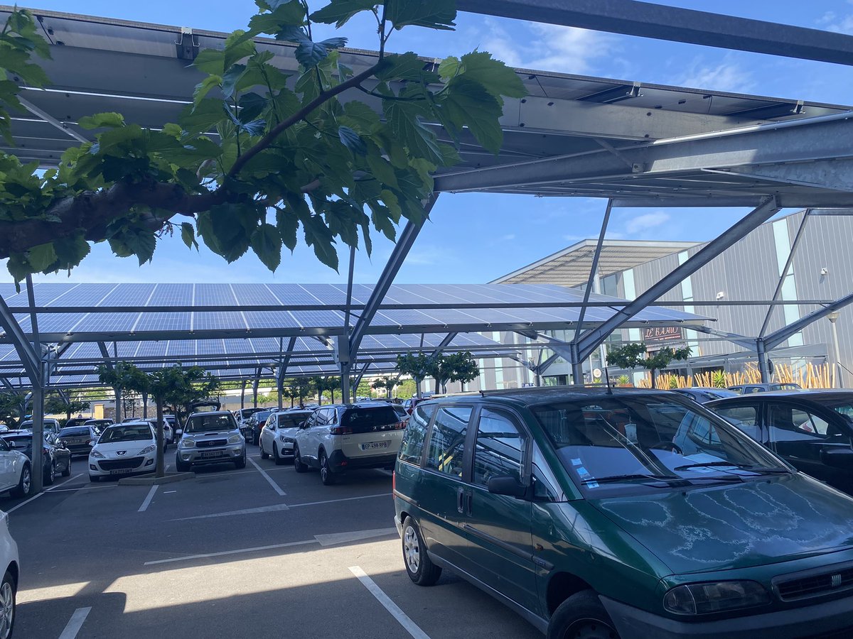 Zo kan het ook! #zonnepanelen #perpignan