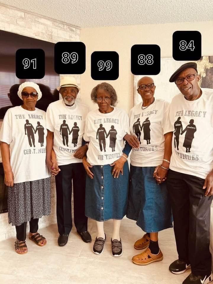BlkAmericaCares's tweet photo. Longevity runs in the family. They're all brothers and sisters. https://t.co/xL5mPmlxDF