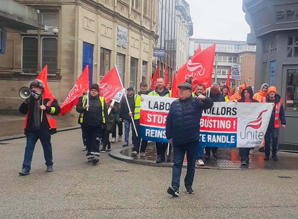 unite_west's tweet photo. It’s about time @coventrycc got serious and negotiated a deal with our members. Stop wasting tax payers money &amp; settle this dispute #paytherate ✊🏾✊🏼✊ https://t.co/MPmE59OTwE
