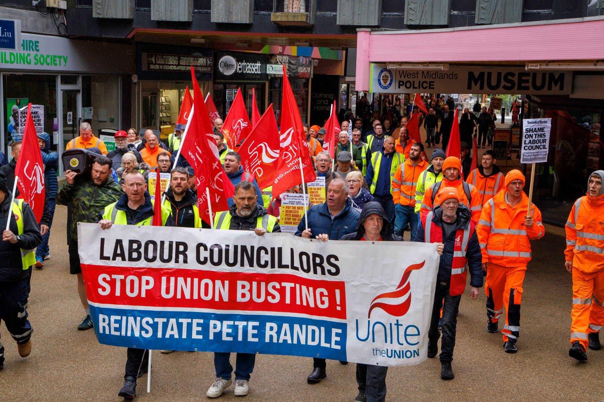 unite_west's tweet photo. It’s about time @coventrycc got serious and negotiated a deal with our members. Stop wasting tax payers money &amp; settle this dispute #paytherate ✊🏾✊🏼✊ https://t.co/MPmE59OTwE