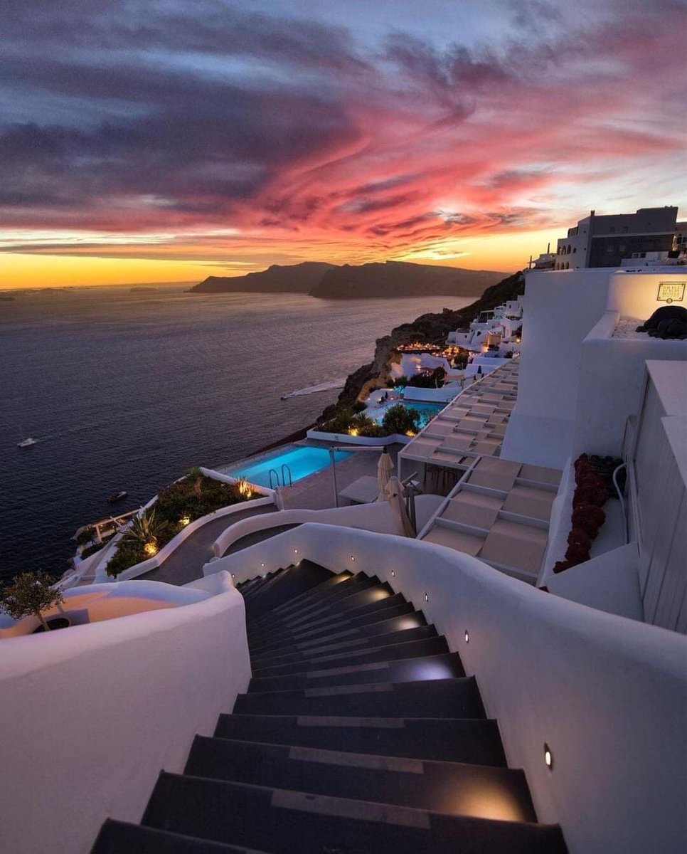 Anglie Le tweet media