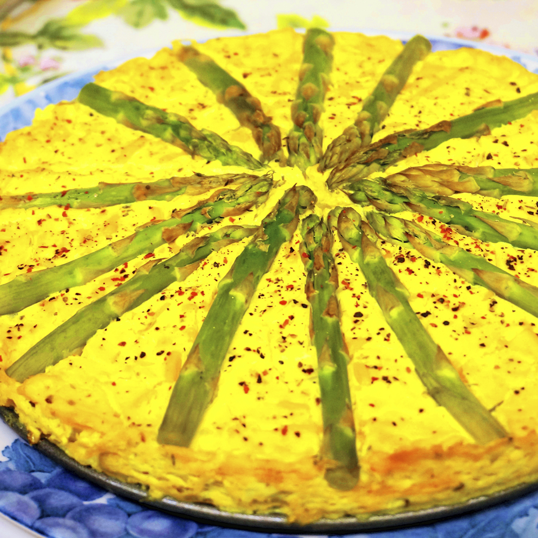 Jazzyvegetarian's tweet photo. It’s asparagus season and this easy tart is a cross between a veggie quiche and a crustless tart. #glutenfree
https://t.co/RqBWmNHtjP
#spring #asparagus #vegan #veganfood #plantbased #easyrecipes #easycooking #quiche #tart #springdinner #springmenus #menu #cooking #tofu https://t.co/udJmhFTyv0