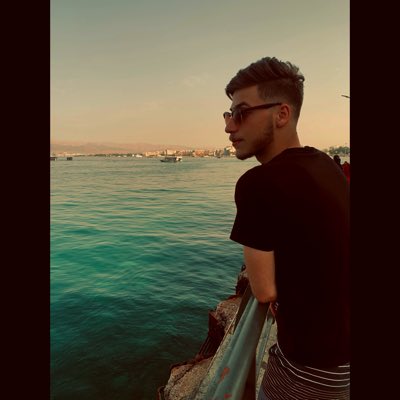YazeedAllan's tweet photo. #NewProfilePic https://t.co/ZVrVBKfKYo