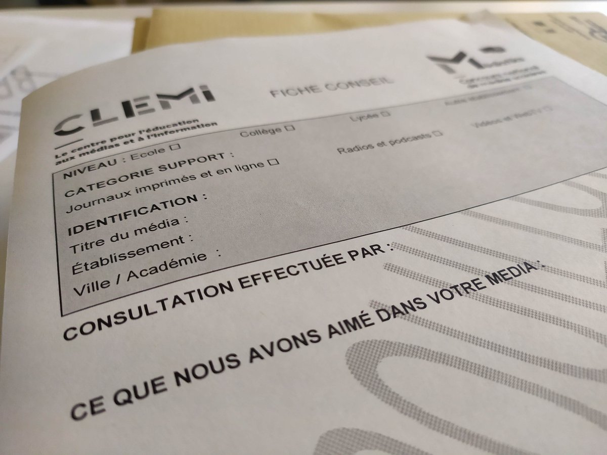 Le jury du concours #Médiatiks (journaliste, enseignants, formateurs, médiateur et chargés de mission) au complet pour étudier &amp; accompagner les médias scolaires participants.
 <a href="/daac_nancy_metz/">Sophie Renaudin #EAC #lecture #oral #territoires</a>  <a href="/dane_nancy_metz/">DRANE Nancy-Metz</a>  <a href="/davlcnancymetz/">Marie Braun</a> @Canope_54 <a href="/acnancymetz/">Académie de Nancy-Metz</a>  @radiofajet <a href="/LeCLEMI/">CLEMI</a>