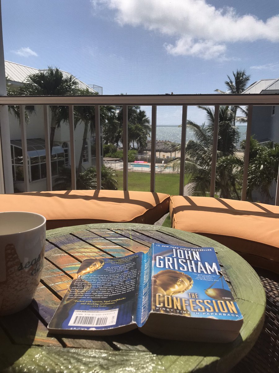 DonnaTrombetta's tweet photo. #flyabereads https://t.co/4tR0YSjBJB