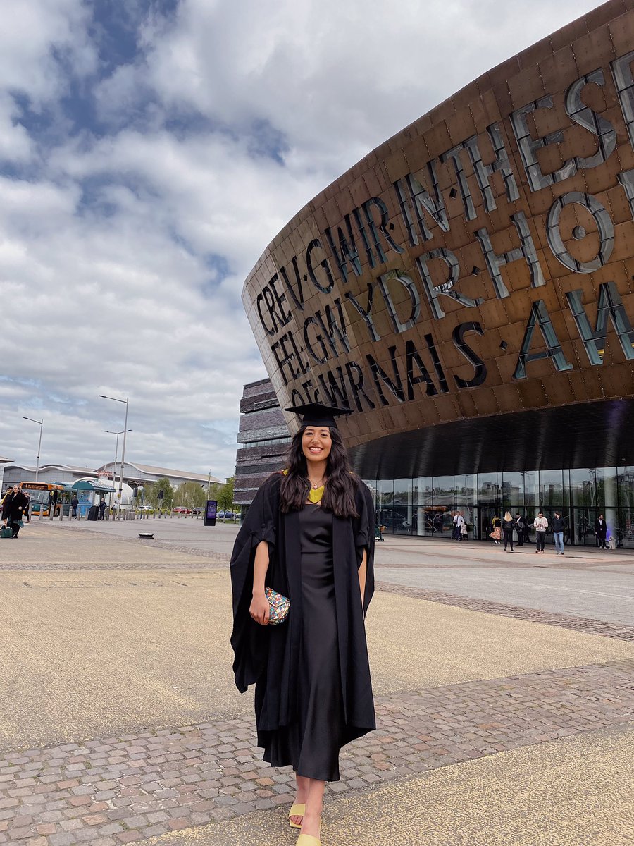 Finally graduated after working as a Dietitan for 9months👩🏻‍🎓🎓