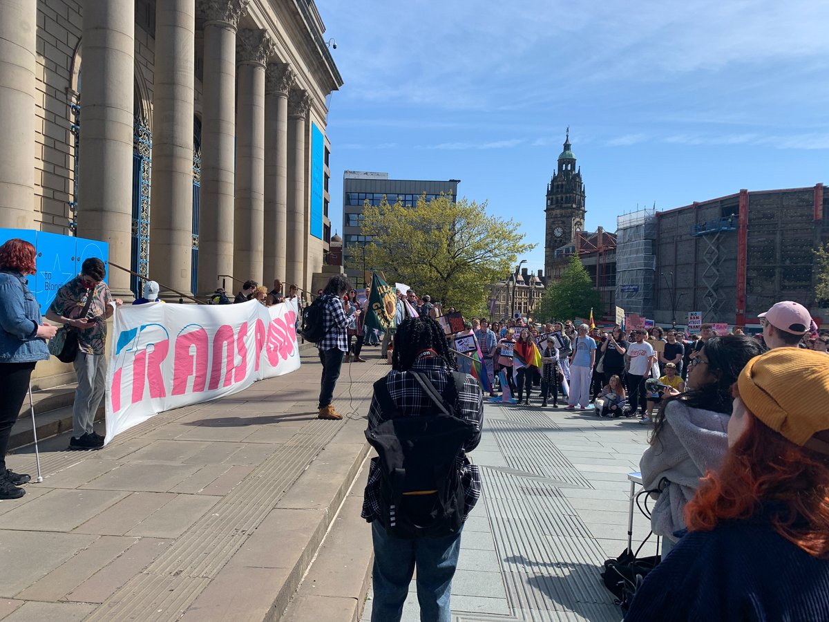 On the last day of April, hundreds of people gathered outside Sheffield City Hall to protest the Government's indication that a conversion therapy ban would no longer cover trans people.
#transrights  #Sheffield https://t.co/cXYrAEAZyw