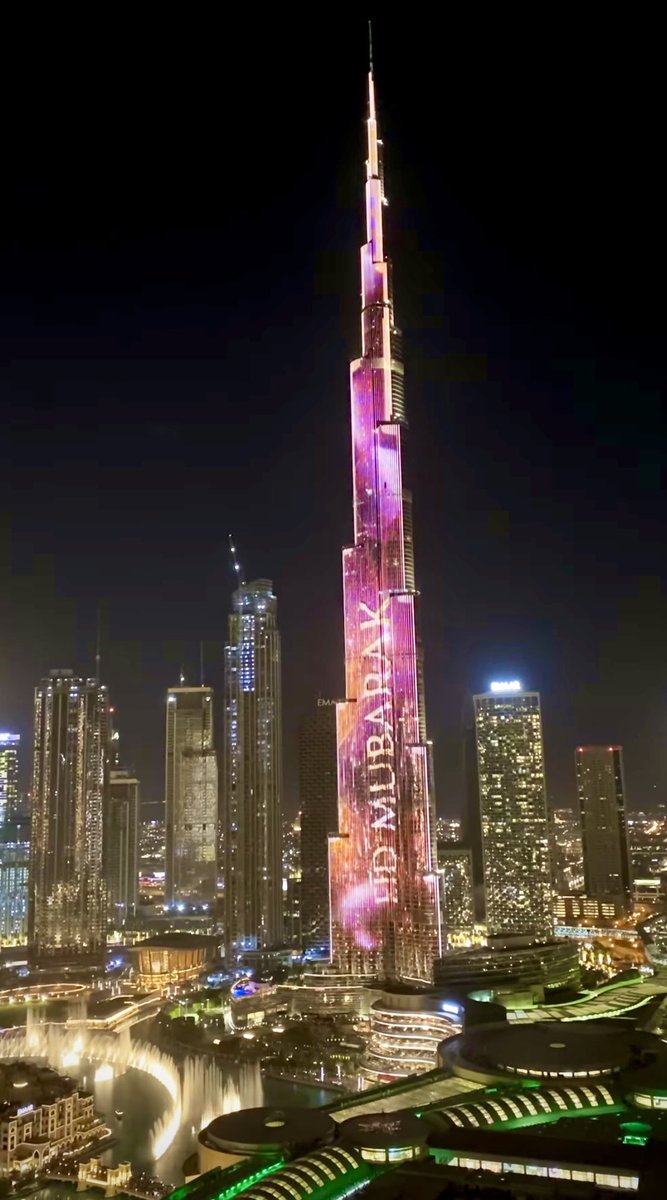 Luonsa's tweet image. Eid Mubarak 🤓