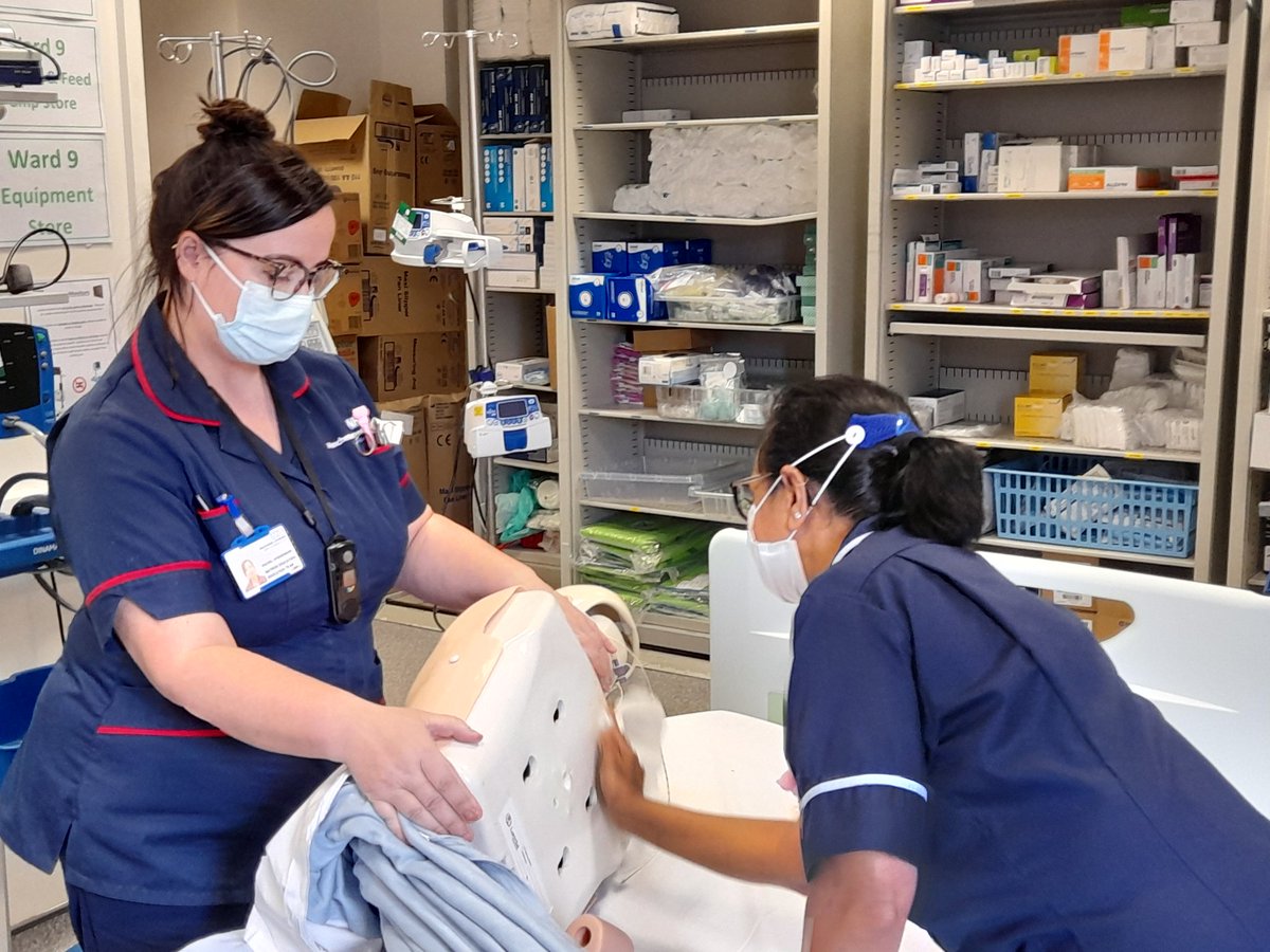 Sarah Manson tweet media