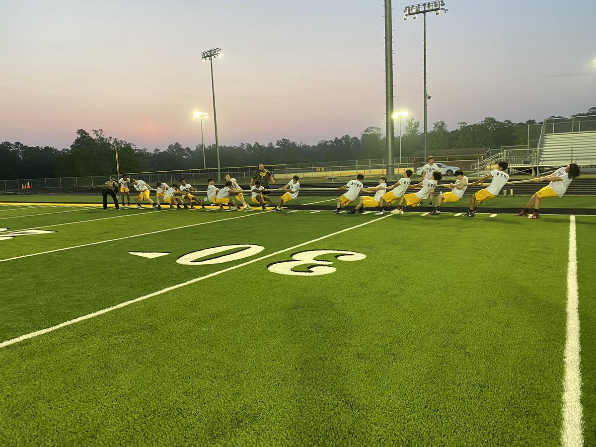 PCoachMetzger's tweet photo. BOOT CAMP DAY 2 ended with the recognition of the morning Perfect PACK members of the workout. All In FAMILY https://t.co/1WmqBvamIq
