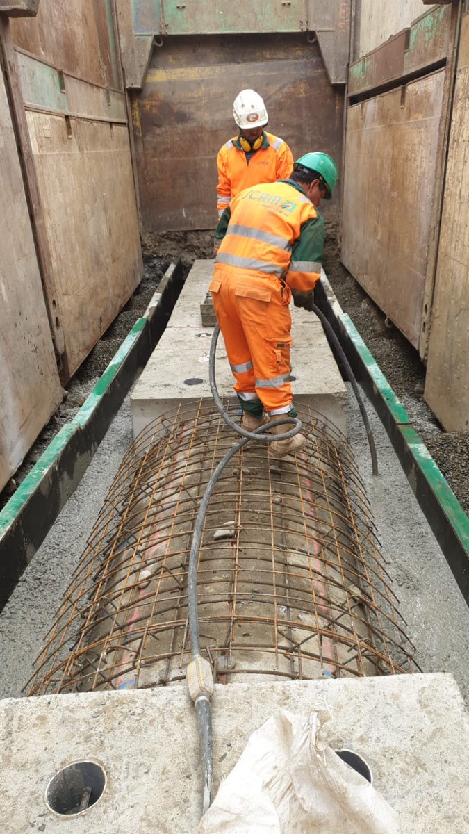 ScamTp's tweet photo. Merci à @TlseMetropole pour sa confiance. Voici quelques photos du #chantier "Réparation collecteur ABC". Opération urgente et délicate⚠️, un travail en grande profondeur (6m), au plus près du périphérique et réalisée avec brio. 👏 https://t.co/GU0Oou8JkW