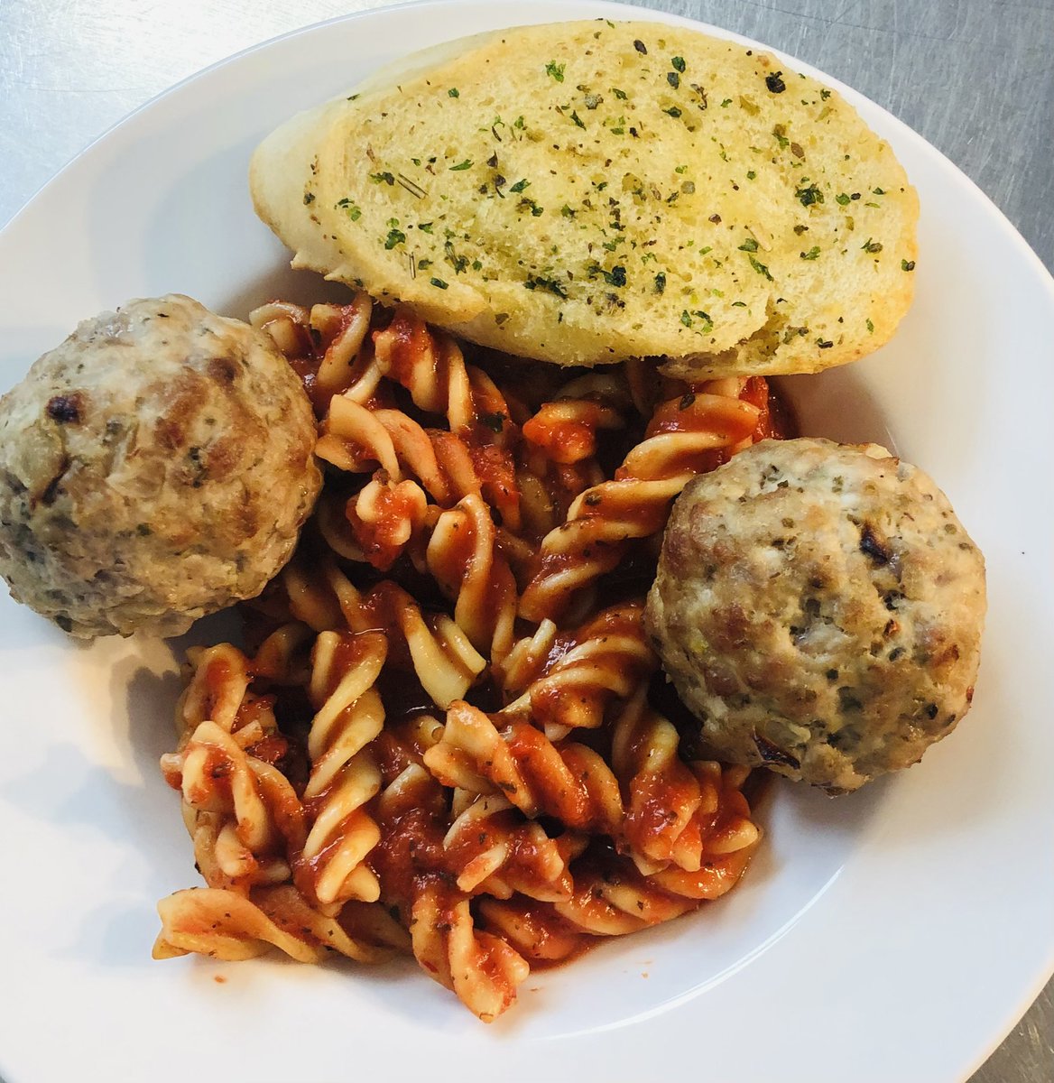 KITCHENCRAWSHA1's tweet photo. Our lunch is ready, come and join us, your choice today is Beef stroganoff, Pork &amp; lemon meatballs, Tofu sushi bowl@@SOCA_PTA @CrawshawHwb @CrawshawAcademy @CrawshawYear7 @CrawshawEnglish https://t.co/DshyyHjPG0