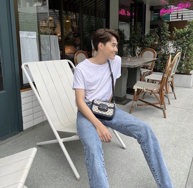 hirunkitfans's tweet photo. หล่อมั้ยครับ?💓
hirunkit instragram update 
#hirunkit_ https://t.co/CbfmQBDj7l