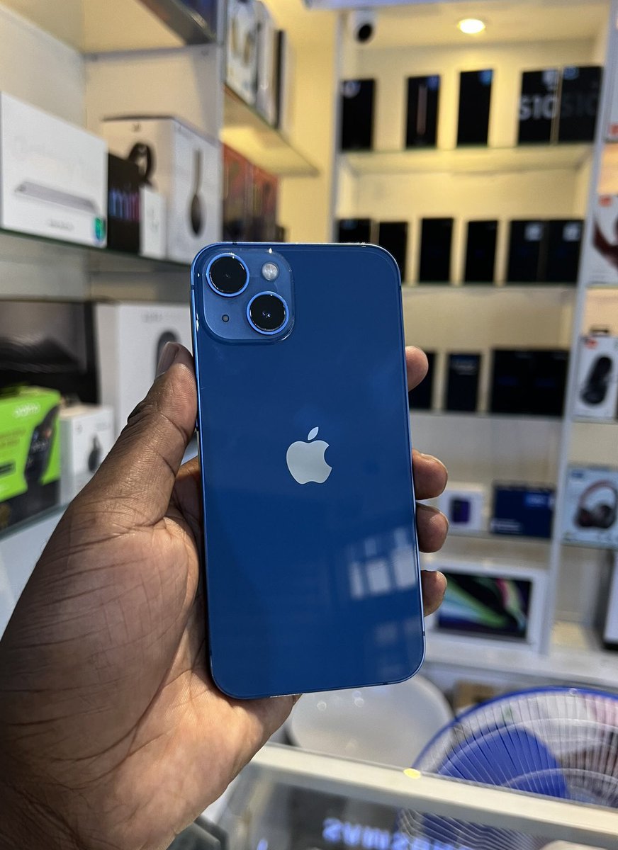 sageknighttech's tweet photo. Iphone 13 128GB at Ush 3,100,000/=
✅100% battery health
✅Apple warranty
✅Free glass protector
✅Delivery Country wide
📍Kooki Tower, Level 4, Shop 452
☎️0706322565 https://t.co/GrBOHKkANm