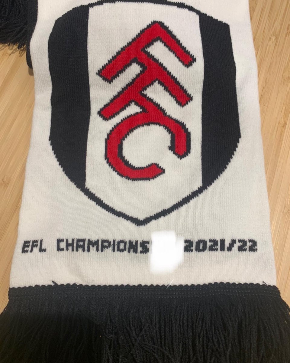 laura82taylor's tweet photo. That’s better 👏🏻👏🏻👏🏻👏🏻🖤🤍🖤🤍🖤🏆🏆🏆🏆 @fulhamfc https://t.co/r26ywMraT2
