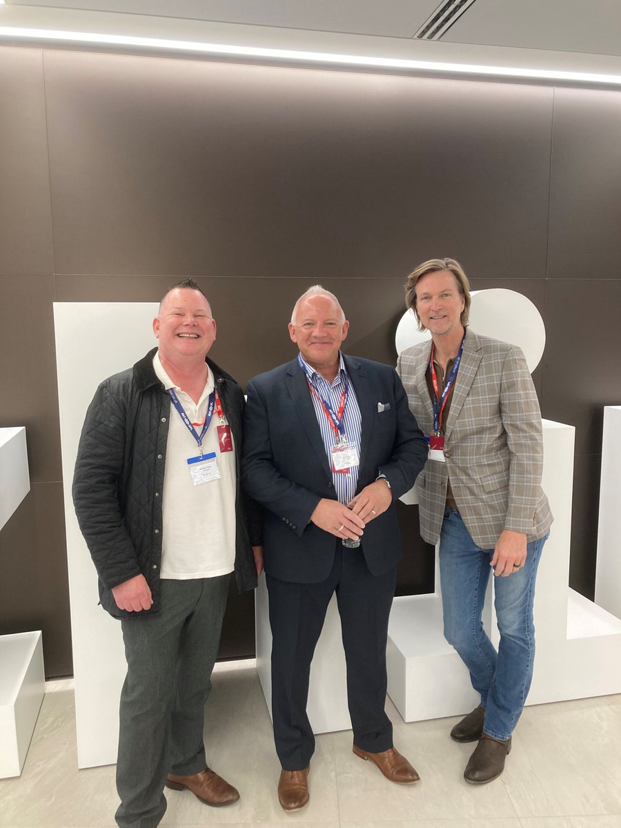 re_sauce_'s tweet photo. What a week last week. Paul Dexter was over presenting to the #AVConsultantsGroup and we arranged meetings with some of the larger European and Global SI’s. including the fabulous @AVISPL_UK .
#avtweeps #avispl #jetbuilt #resauce @jetbuilt https://t.co/DlAh74o3QV