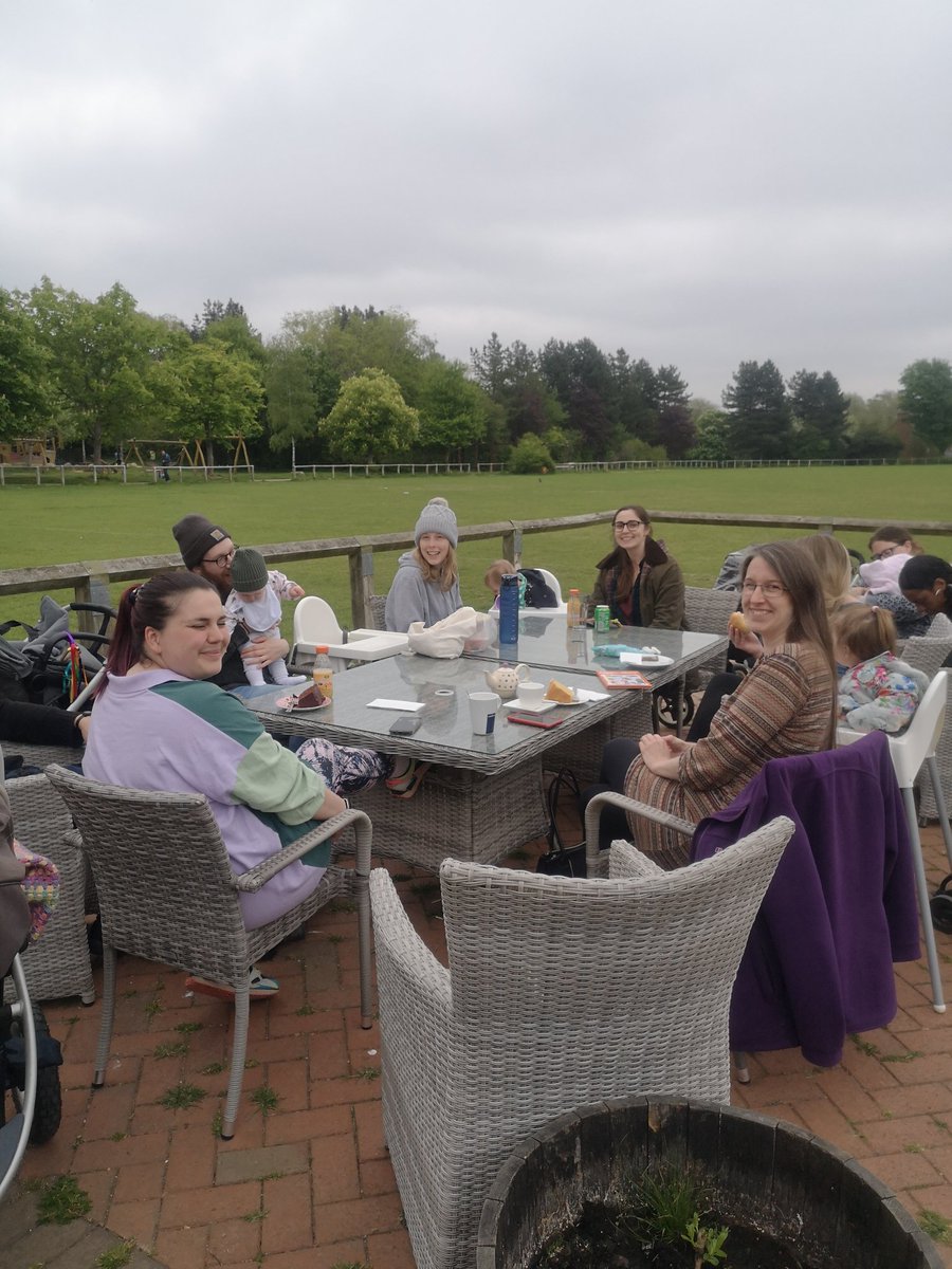 To celebrate #MaternalMentalHealthAwarenessWeek snd promote #thepowerofconnection at MK Perinatal team we opened our weekly walking group out to partners, family and friends (and dogs) #mmhaw22 #maternalmhmatters
