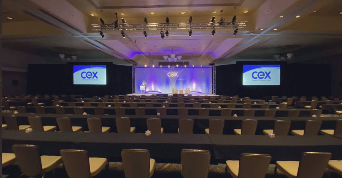 Sneak preview: The Five Ways Creators Can Integrate Web3! 

-I'm keynoting the CEX (Creator Economy Expo) today, in Phoenix
-Key insight is that the audience's role evolves into an economy. 
-A mindset shift is required for all.

#cex #CreatorExpo #creator #web3 #Tokenomics #rly