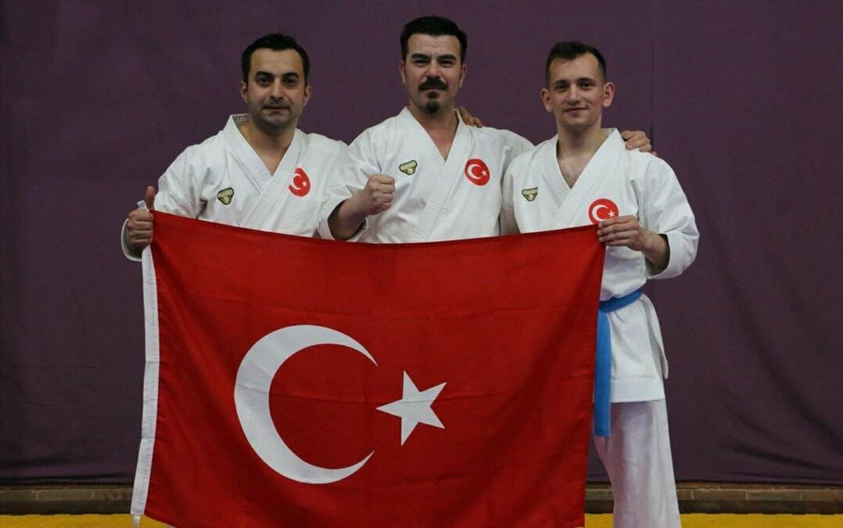 Brezilya Caxias Do Soul'da düzenlenen 24.Deaflympics Yaz Olimpiyatları'nda ülkemizi temsil eden kulübümüz İşitme Engelli Karate milli sporcularımız Burak Mert Can ve Fatih Çiçek, Erkek Takım Kata Kategorisinde Şampiyon olarak altın madalyayı ülkemize ve kulübümüze getirmiştir. 🏆