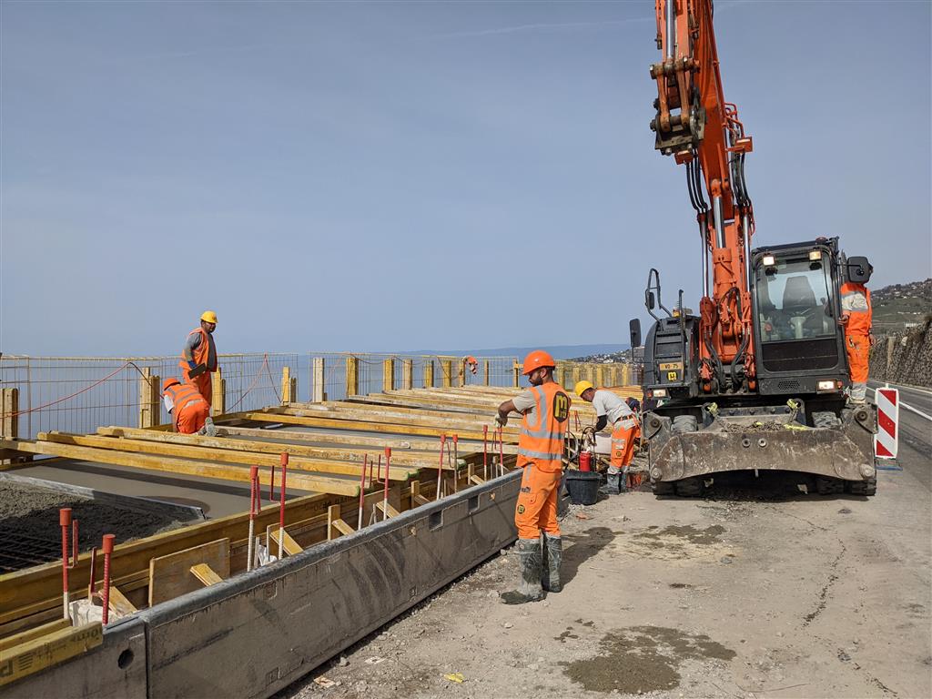 MartiSuisse's tweet photo. PLAT DU DÉZALEY - RC780 - TREYTORRENS-RIVAZ
Le nouveau trottoir de la route du lac est terminé !
https://t.co/vX1QMITdFn
#marti #marticonstruction #construction #suisse #DGMR #MPAIC-MC https://t.co/EZ4LDg8h5a