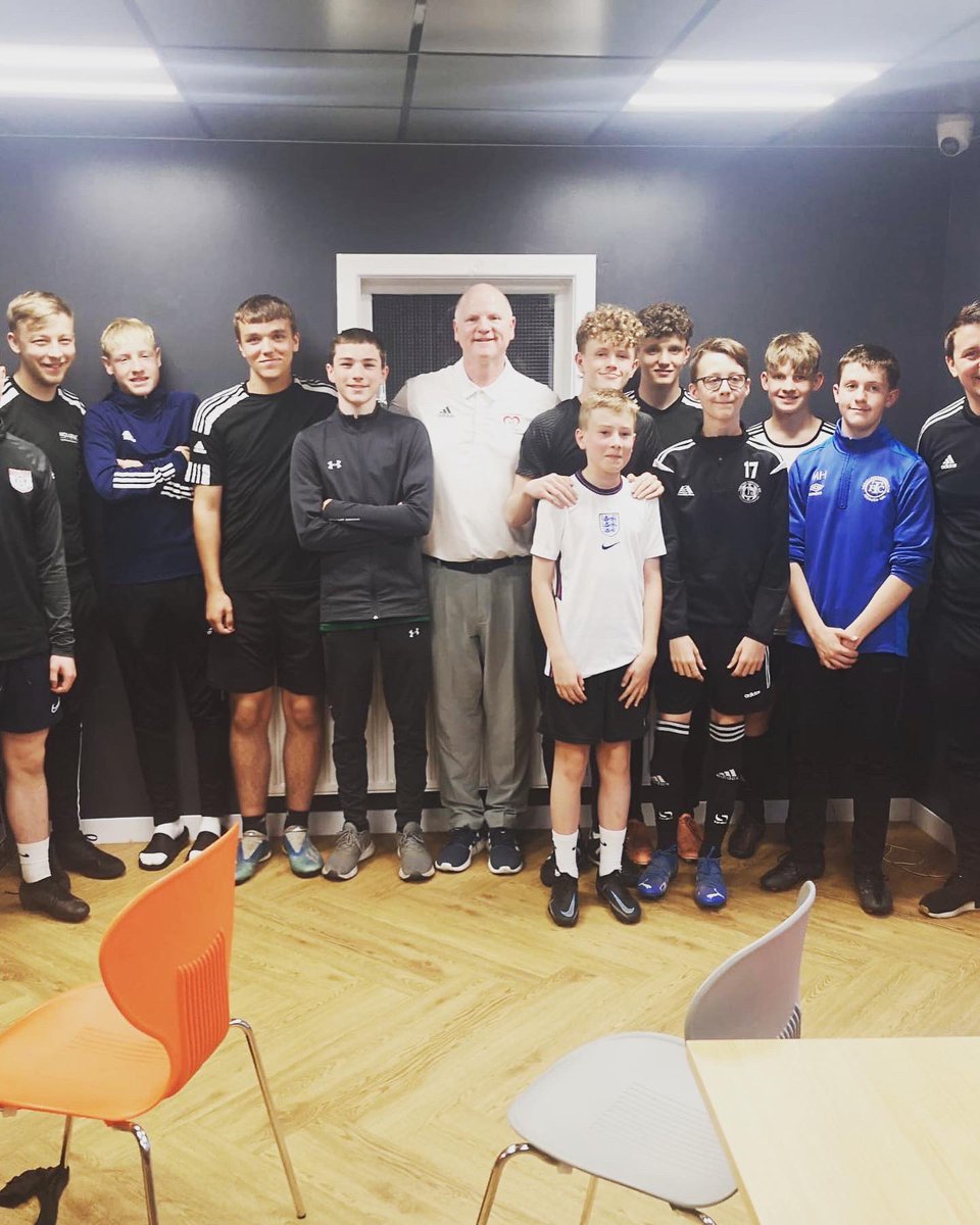 Kickabout_FC's tweet photo. Thanks to coach Patrick Touhey for heading down to the centre last week and delivering workshops with our U13, U14 &amp; U15 academy teams. 

The lads and coaches took a lot from the session. We hope you enjoyed your time in the steel city. Thanks again for flying over Coach 🇺🇸⚽️🙌 https://t.co/LdZi90R3FL