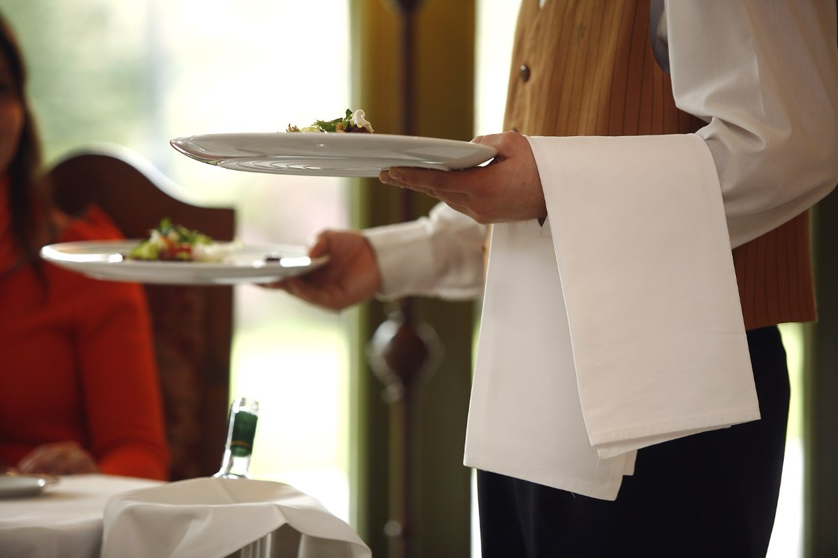 Carne y pescado, mar y montaña, es el carácter de la Comarca de los #picosdeeuropa, y la proximidad de los dos elementos es la que contribuye a que su gastronomía incorpore ambos productos por igual… Restaurantes y sidrerías dnd degustar estos manjares 👉 picosdeeuropa.com/cat/gastronomi…