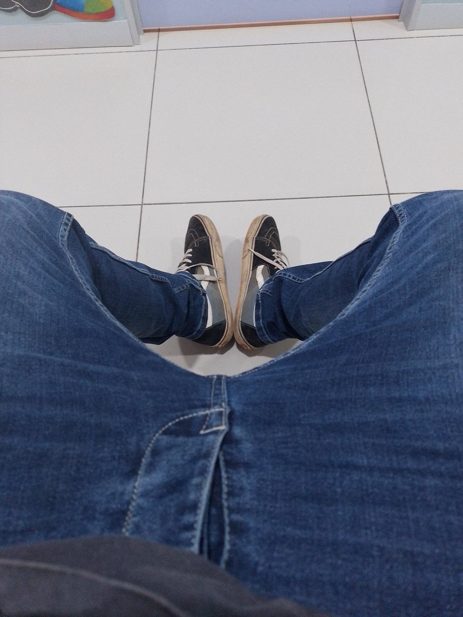 Sensei_Gee's tweet photo. @NgceboMthiya Size 10 https://t.co/GGXwAu8AQq