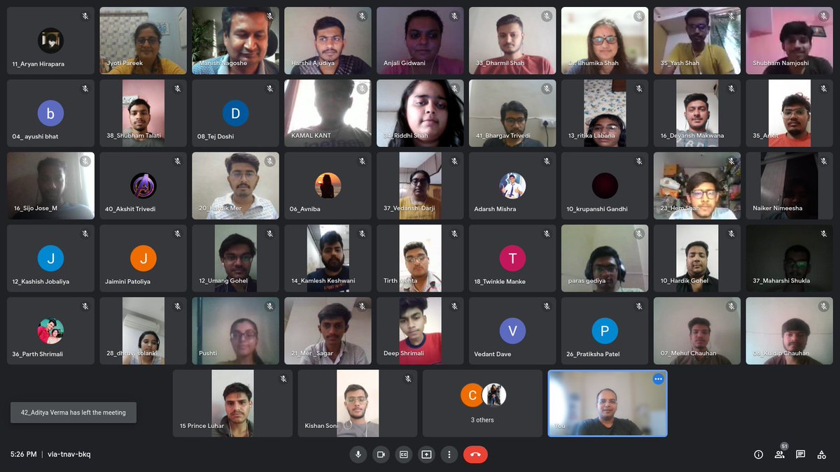 Young and creative minds from Gujarat University join us online to learn about the student club and the problems that we are going to solve together as a community . 

#community #university #creative #EdTech #VLabsDev