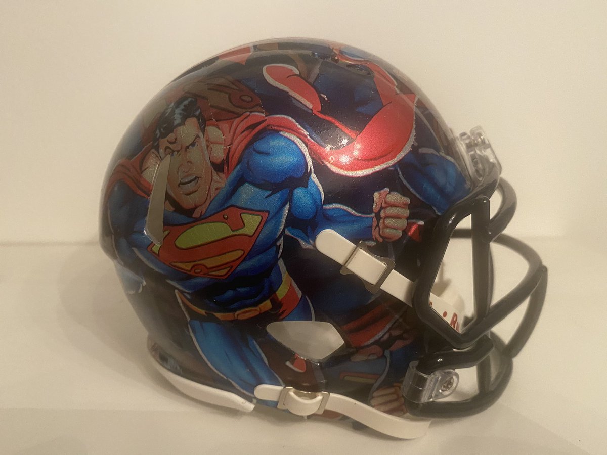 flipyourlidsuk's tweet photo. Super hero hydro dipped mini helmets we’ve recently created https://t.co/DwLRFPTbhp
