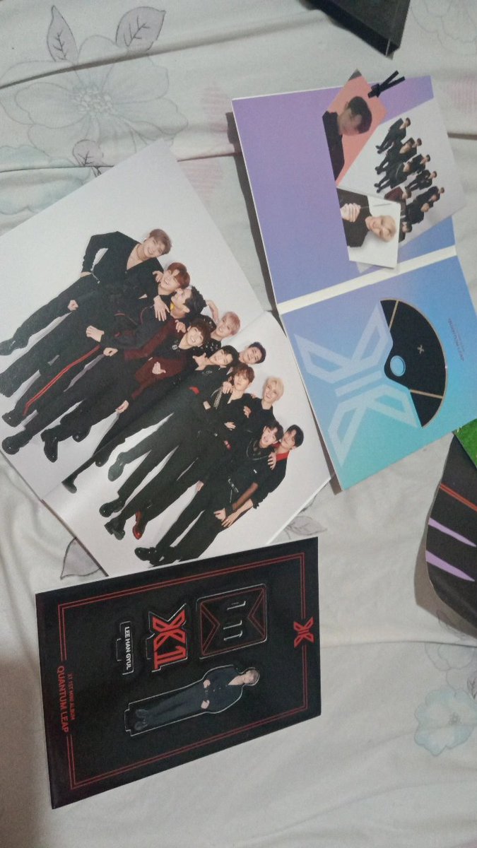 xleelvrs's tweet photo. @shihauls ♡︎

nandito na yung album 😭 andaming freebies 😭 thank you so much po next time ulit 🥺🤍 https://t.co/ZJtdpjtkrN
